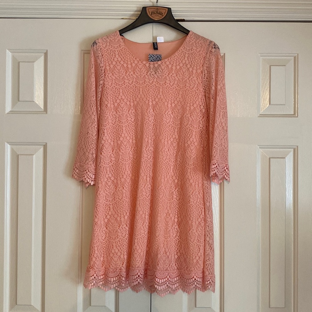 H&M Peachy lace dress